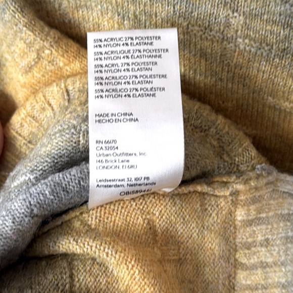 Pilcro Anthropologie Mock Neck Yellow Gray Ombre Knit Crop Pullover Sweater XS - Picture 13 of 16